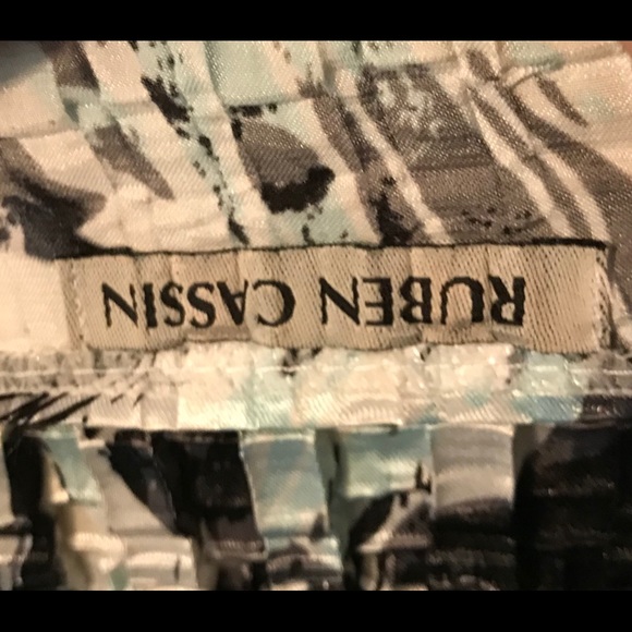 Ruben Cassin Shell-Silky and Scrunched-Medium - Picture 4 of 4